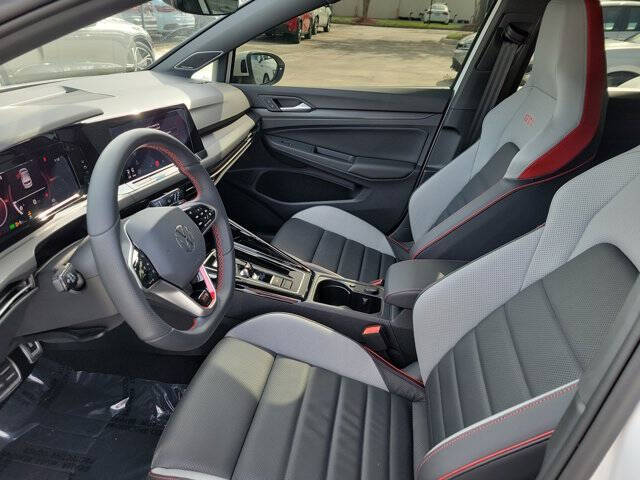 2024 Volkswagen Golf GTI Autobahn