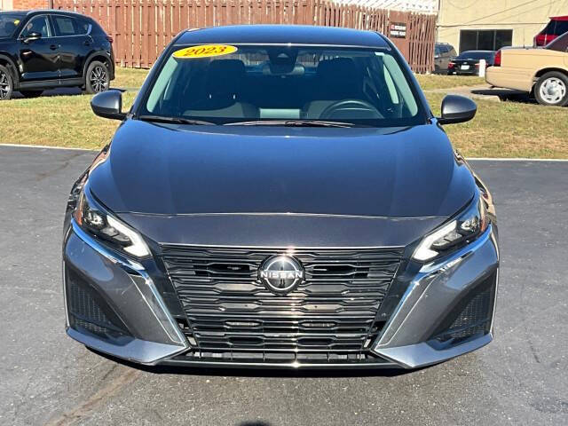 2023 Nissan Altima 2.5 SV