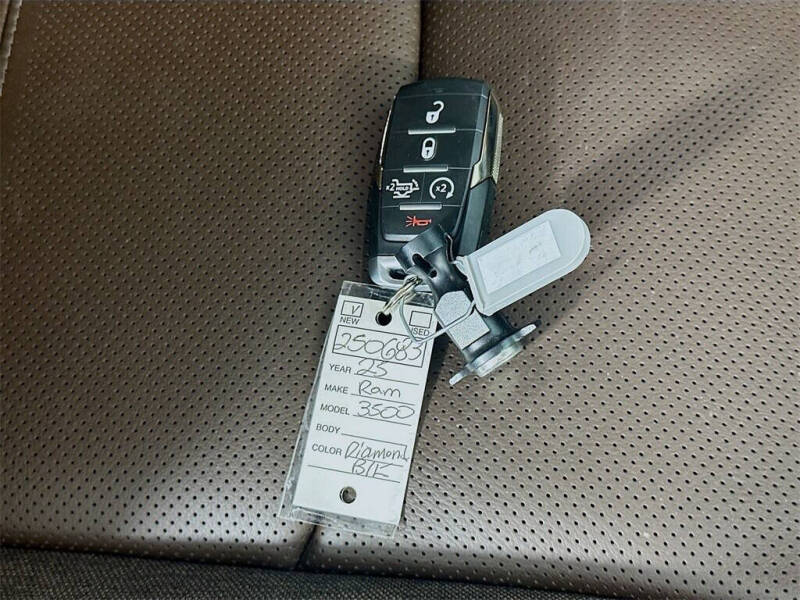2025 RAM 3500 Limited