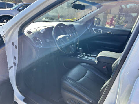 2014 Nissan Pathfinder SV