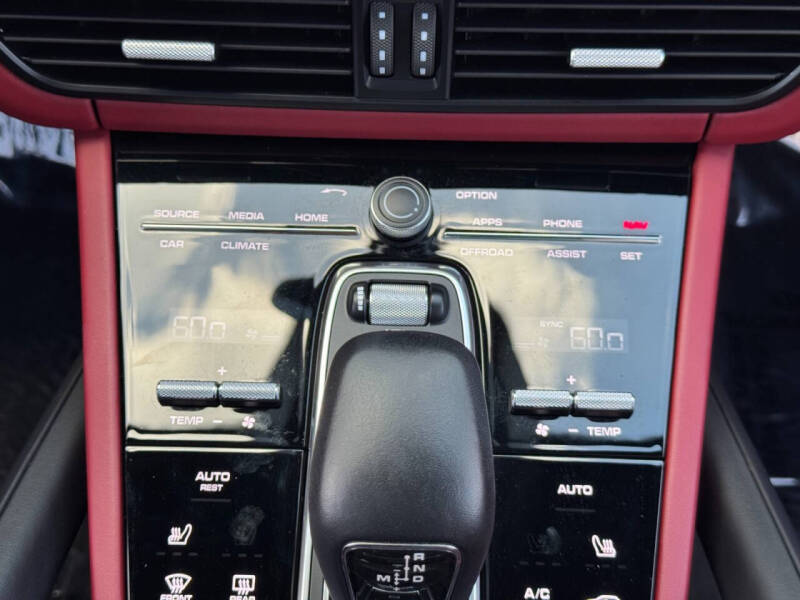 2023 Porsche Cayenne