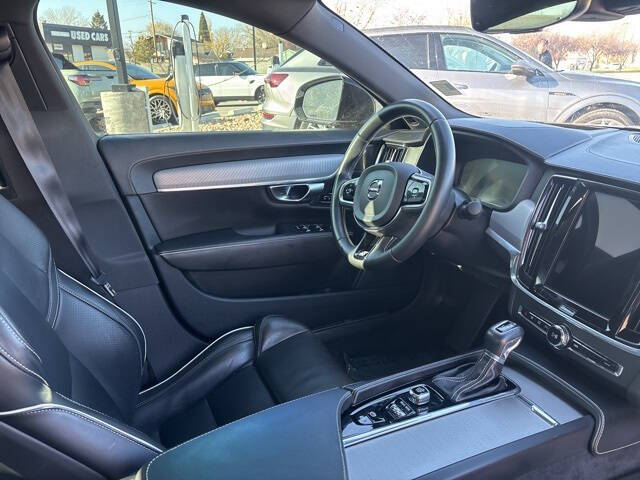 2020 Volvo S90 T6 R-Design