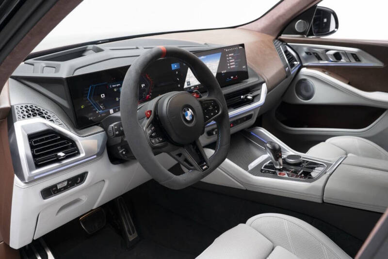 2023 BMW XM