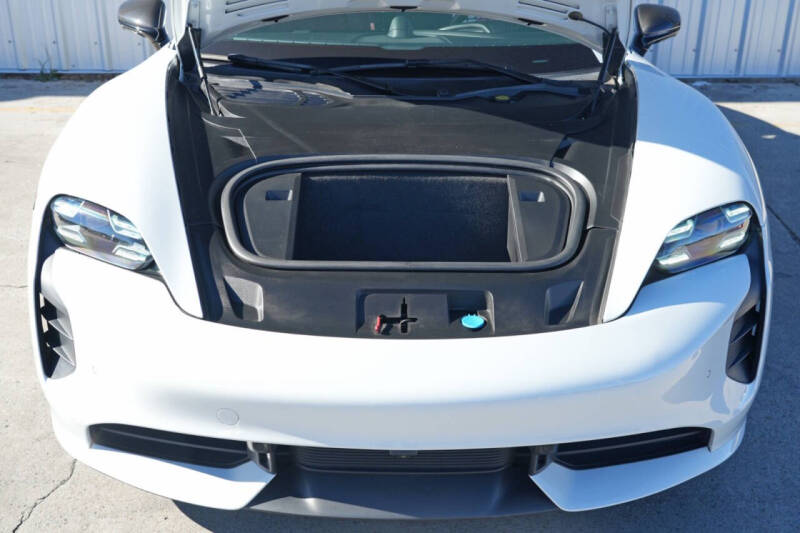 2020 Porsche Taycan Turbo