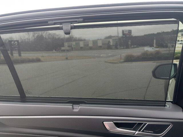 2026 Volkswagen Atlas Cross Sport SEL Premium R-Line 4Motion