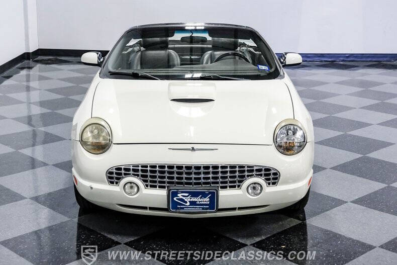 2002 Ford Thunderbird Deluxe