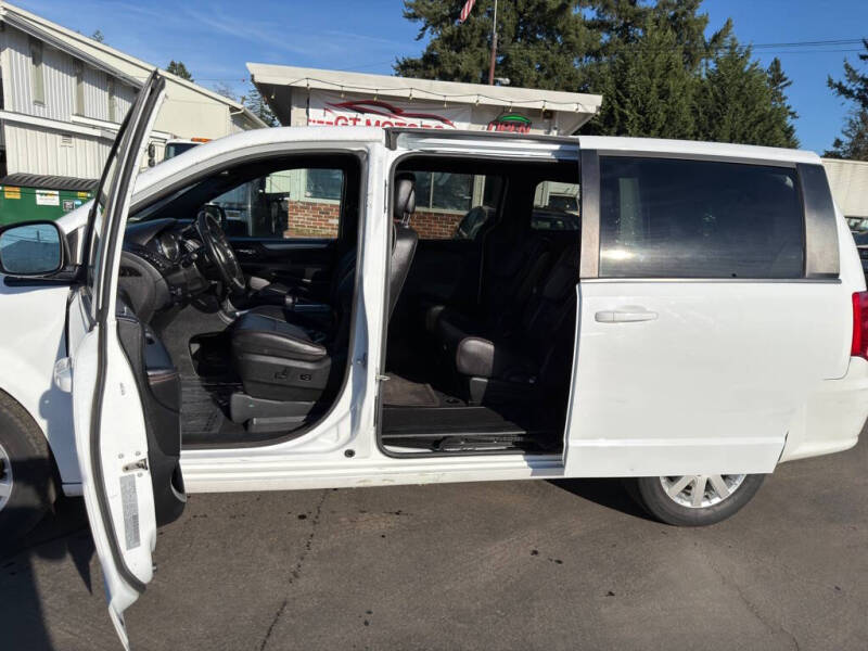 2019 Dodge Grand Caravan GT