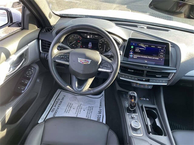 2022 Cadillac CT5 Luxury