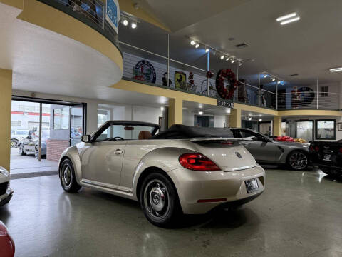 2015 Volkswagen Beetle Convertible 1.8T Classic PZEV