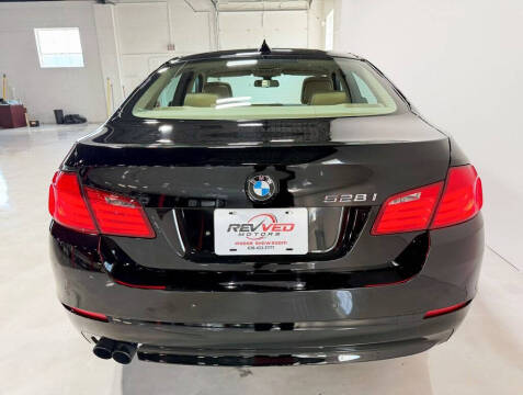 2012 BMW 5 Series 528i xDrive