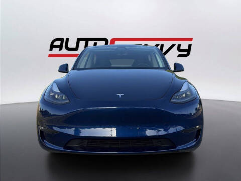 2025 Tesla Model Y Long Range