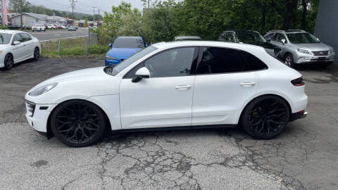 2017 Porsche Macan S