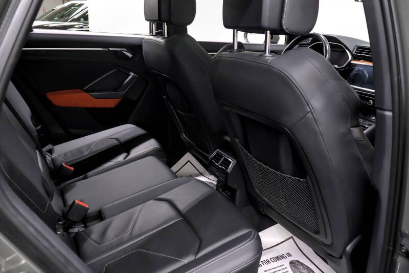 2019 Audi Q3 quattro S line Prem Plus 45 TFSI