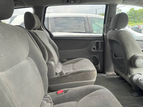 2006 Toyota Sienna CE 7 Passenger