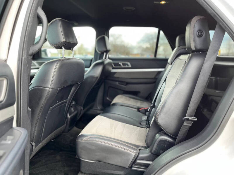 2017 Ford Explorer XLT