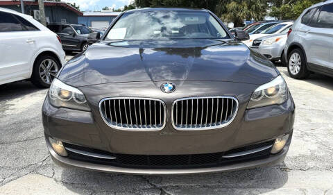 2011 BMW 5 Series 528i