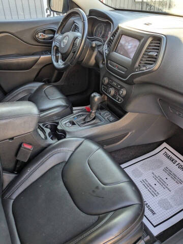 2019 Jeep Cherokee Latitude Plus