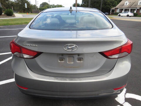 2015 Hyundai Elantra SE