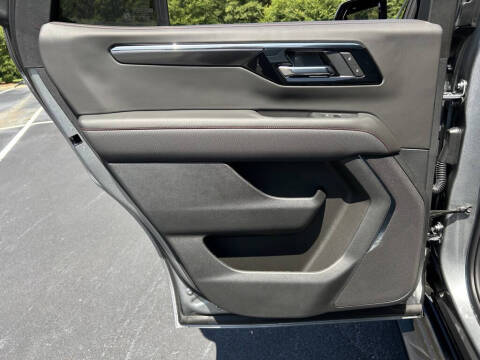 2025 Chevrolet Tahoe RST