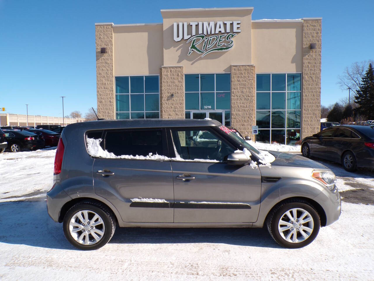 Lt. Gray 2012 Kia Soul + + 4dr Crossover 6A 1