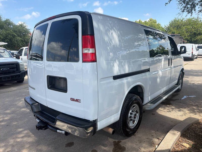 2018 GMC Savana 2500