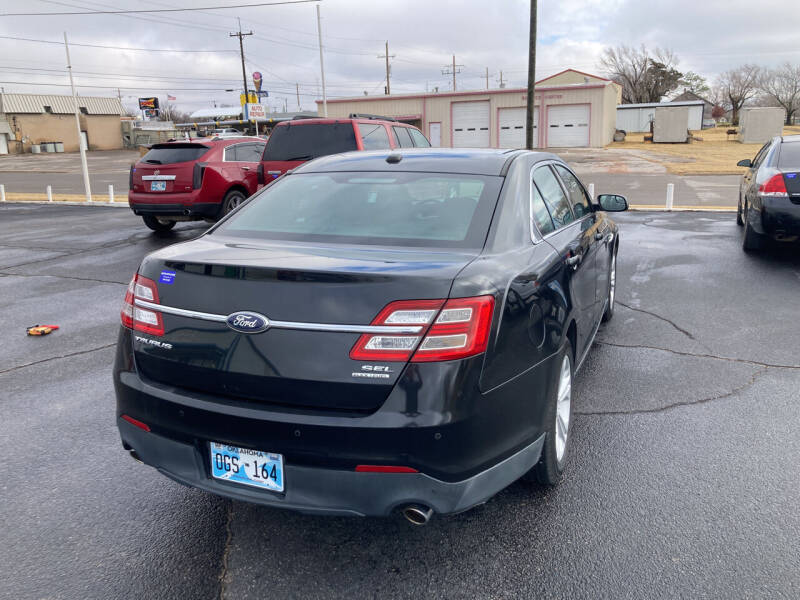 2013 Ford Taurus SEL