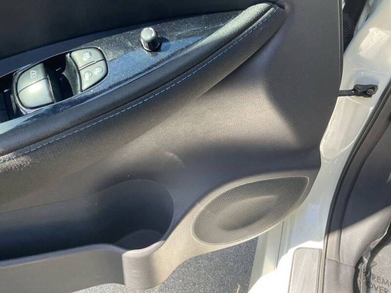 2023 Nissan LEAF SV PLUS