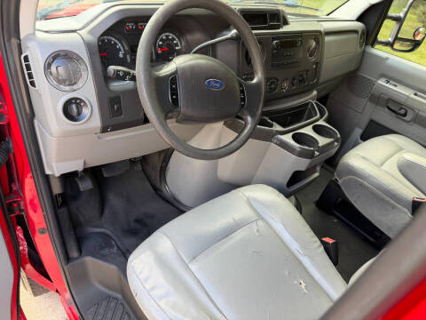 2013 Ford E-Series E-250
