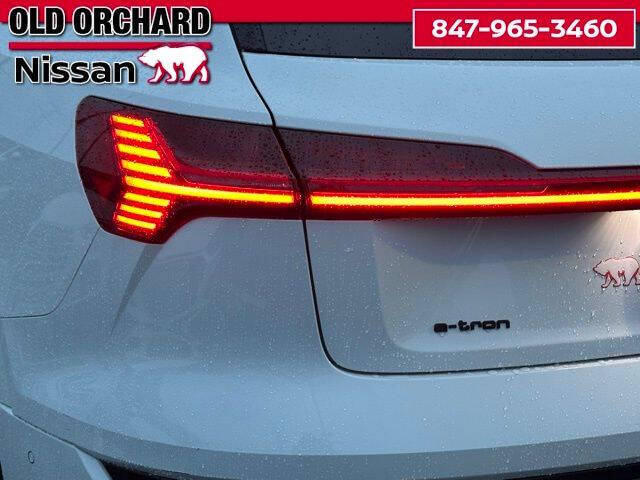 2019 Audi e-tron quattro Premium Plus