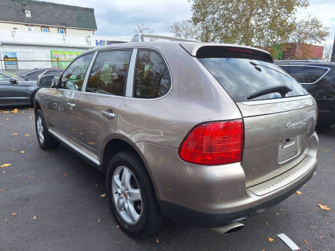 2004 Porsche Cayenne S