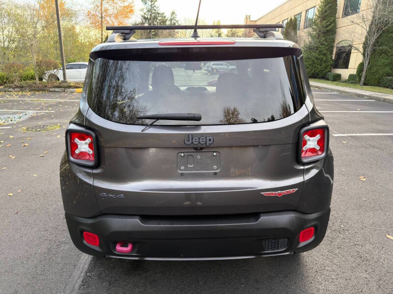 2017 Jeep Renegade Trailhawk