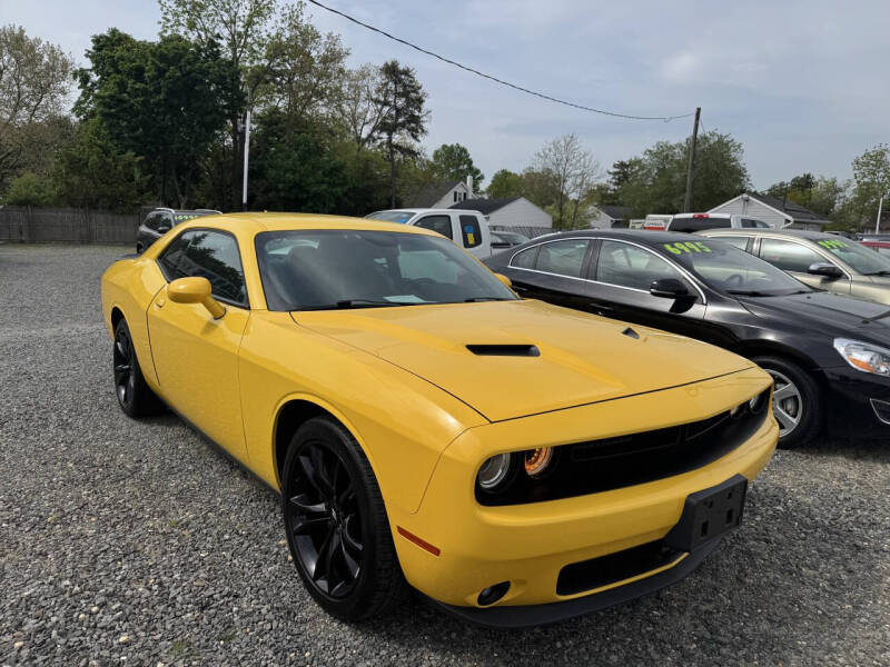 2018 Dodge Challenger SXT Plus
