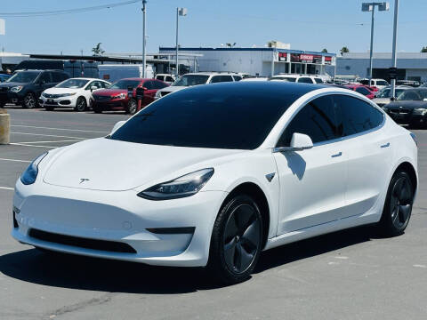 2018 Tesla Model 3 Mid Range