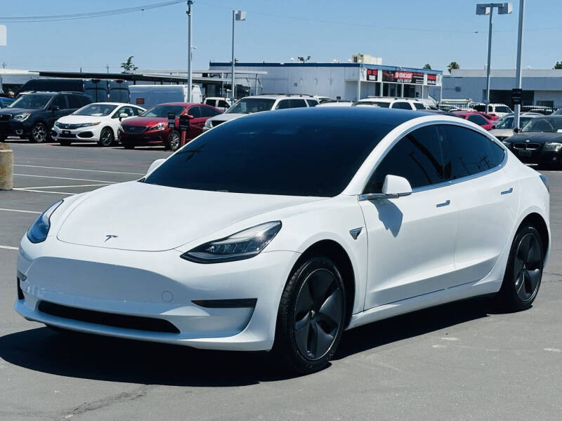 2018 Tesla Model 3 Mid Range
