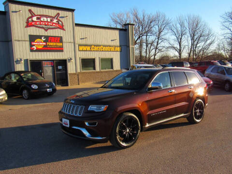 2015 Jeep Grand Cherokee for sale at CarzCentral in Estherville IA