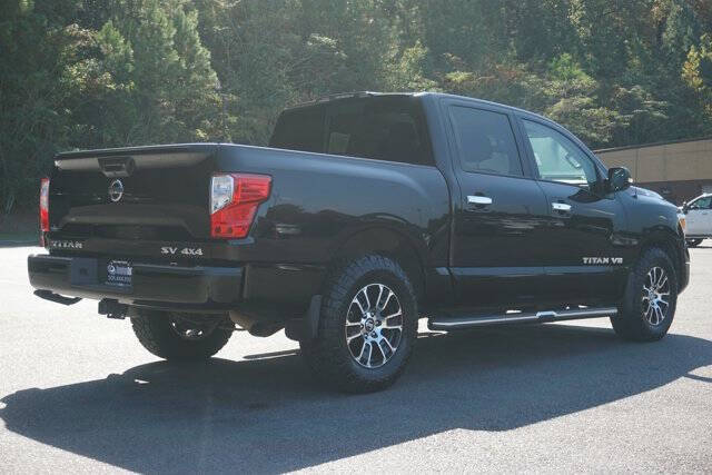 2020 Nissan Titan SV