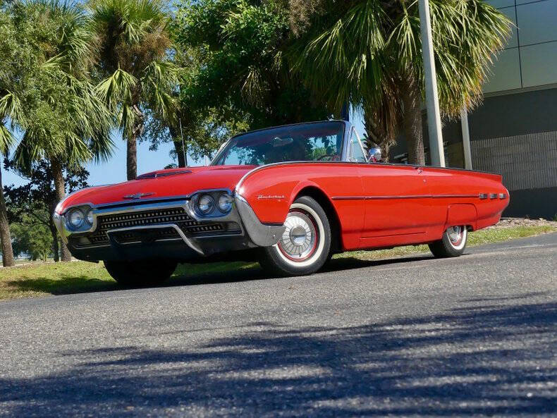 1962 Ford Thunderbird