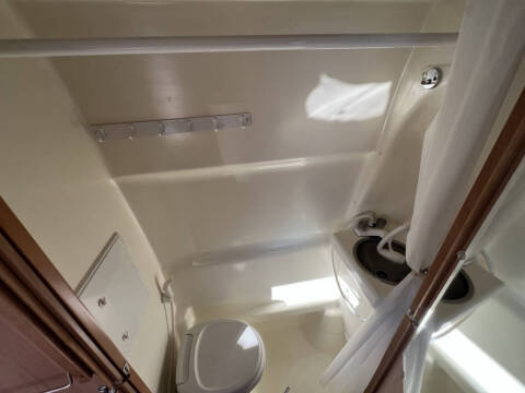 2009 Winnebago ERA 170XL Class B