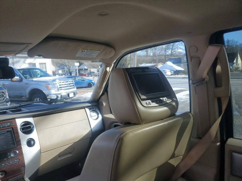 2011 Ford Expedition EL XLT