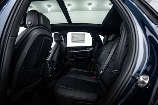 2025 Porsche Cayenne