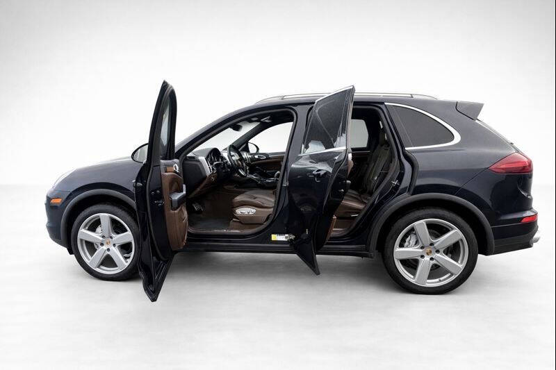 2017 Porsche Cayenne S