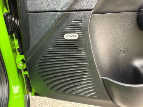 2017 Dodge Challenger 392 HEMI Scat Pack Shaker