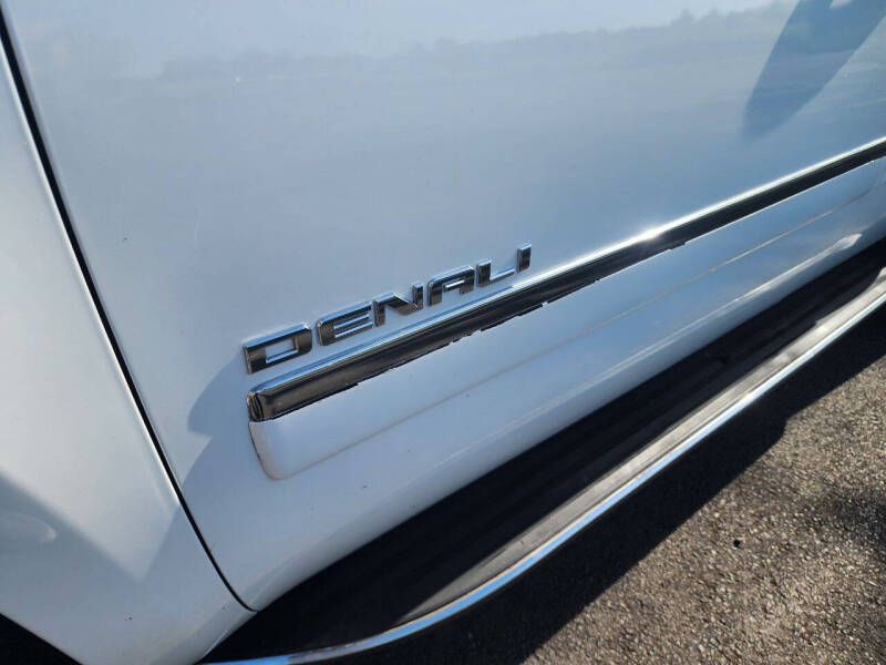 2011 GMC Yukon Denali