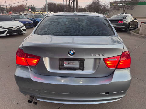 2011 BMW 3 Series 328i
