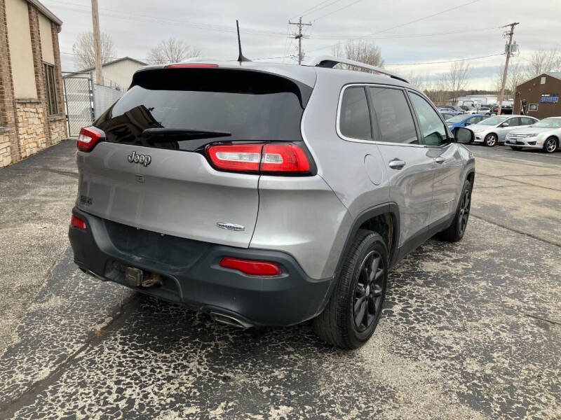 2018 Jeep Cherokee Latitude