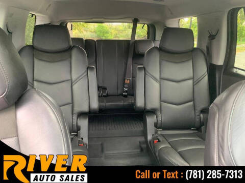 2019 Cadillac Escalade Luxury