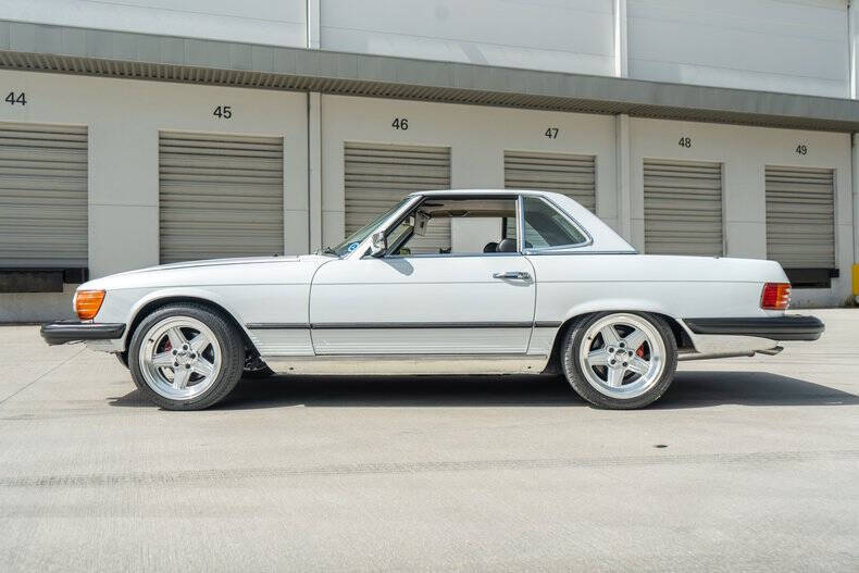 1977 Mercedes-Benz 450-Class