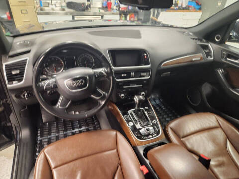 2017 Audi Q5 2.0T quattro Premium Plus