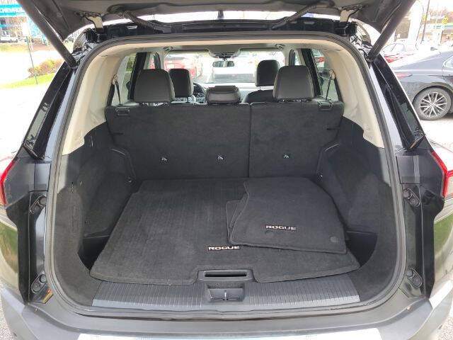 2021 Nissan Rogue SV