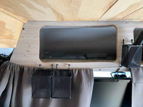 2011 Ford Transit Connect XLT Premium